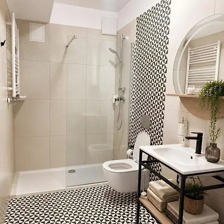 Appartement Old Town Heart Xli - National Stadium Tower 74 *
